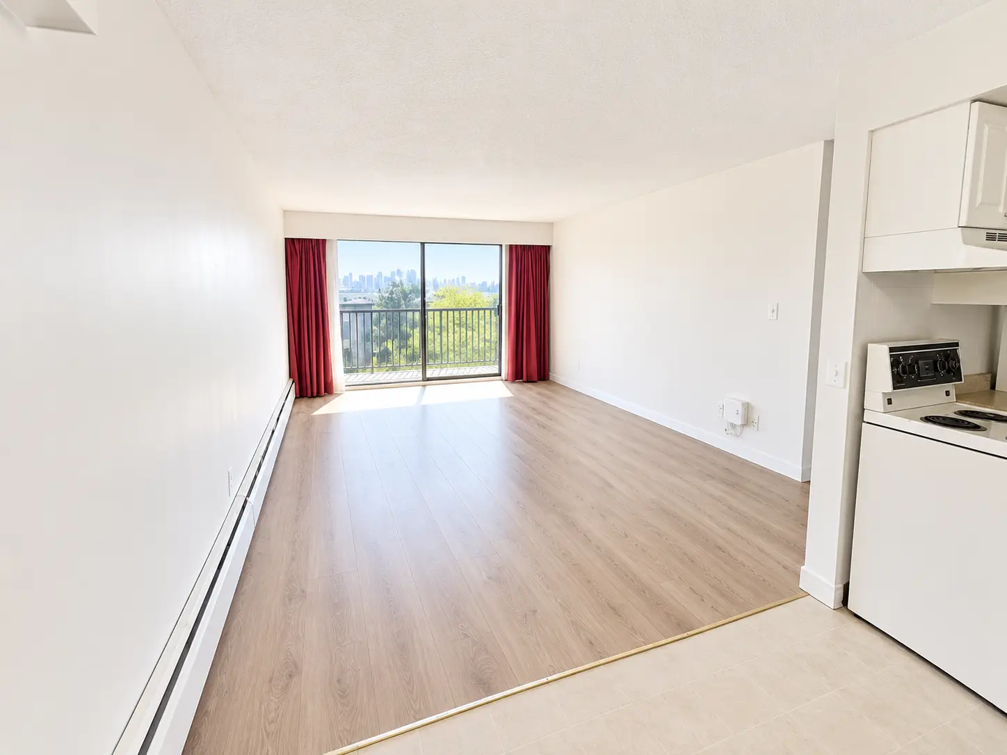 ⁦254 3rd St W #301, North Vancouver, BC V7M 1H8⁩، عکس ⁦1⁩
