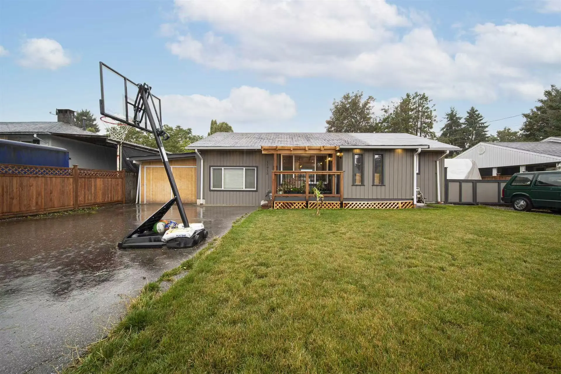 11915 Glenhurst St, Maple Ridge BC, फ़ोटो 1