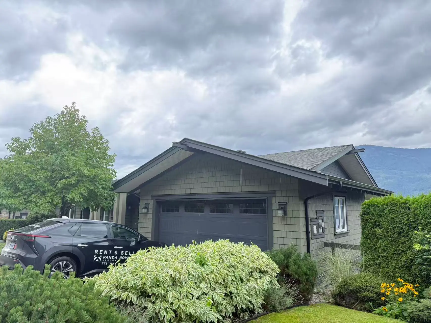 760 Ocean Crest Dr, Furry Creek BC V0N 3Z2, photo 1
