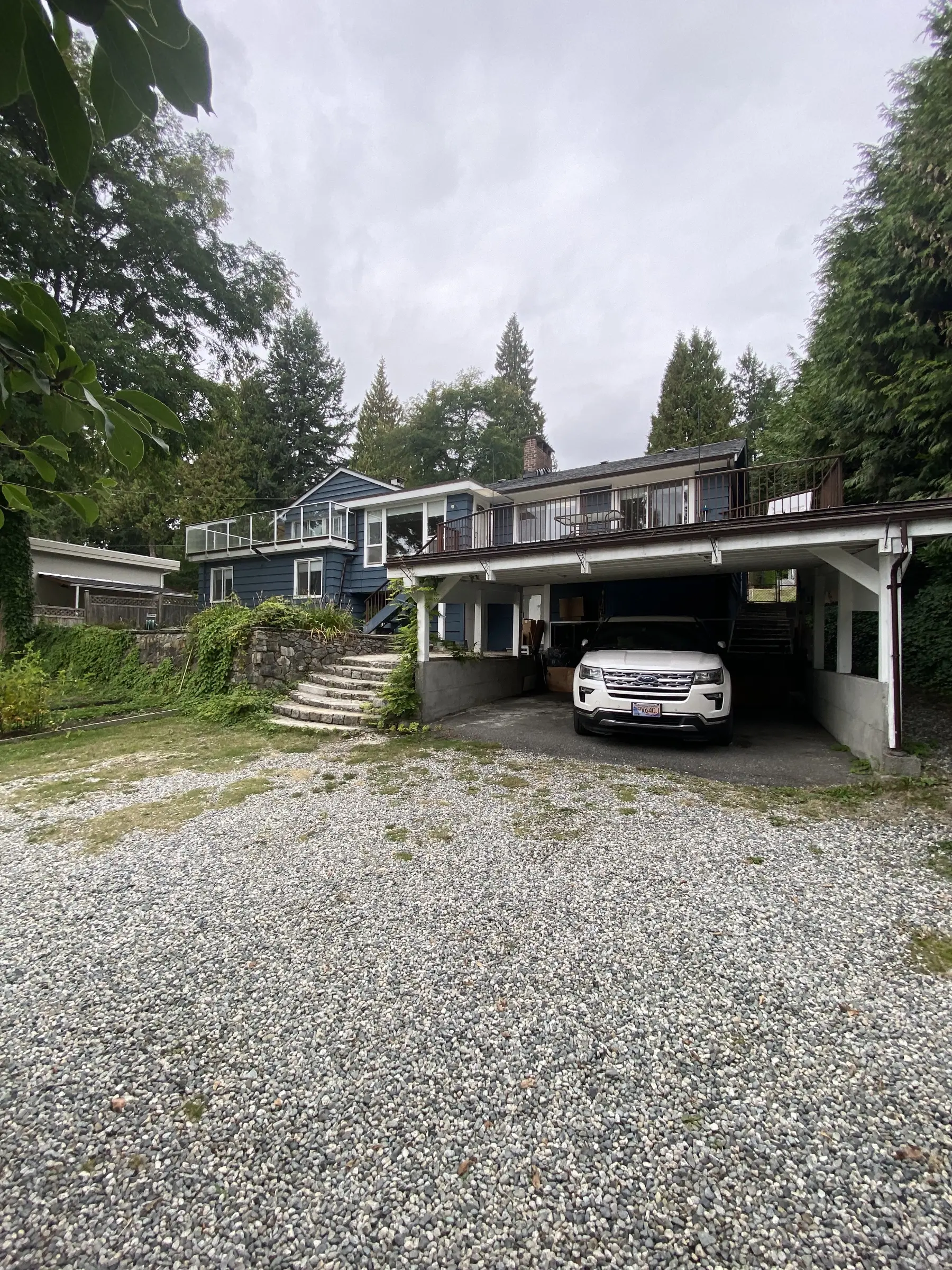 ⁦1665 Queens Ave, West Vancouver BC⁩، عکس ⁦1⁩