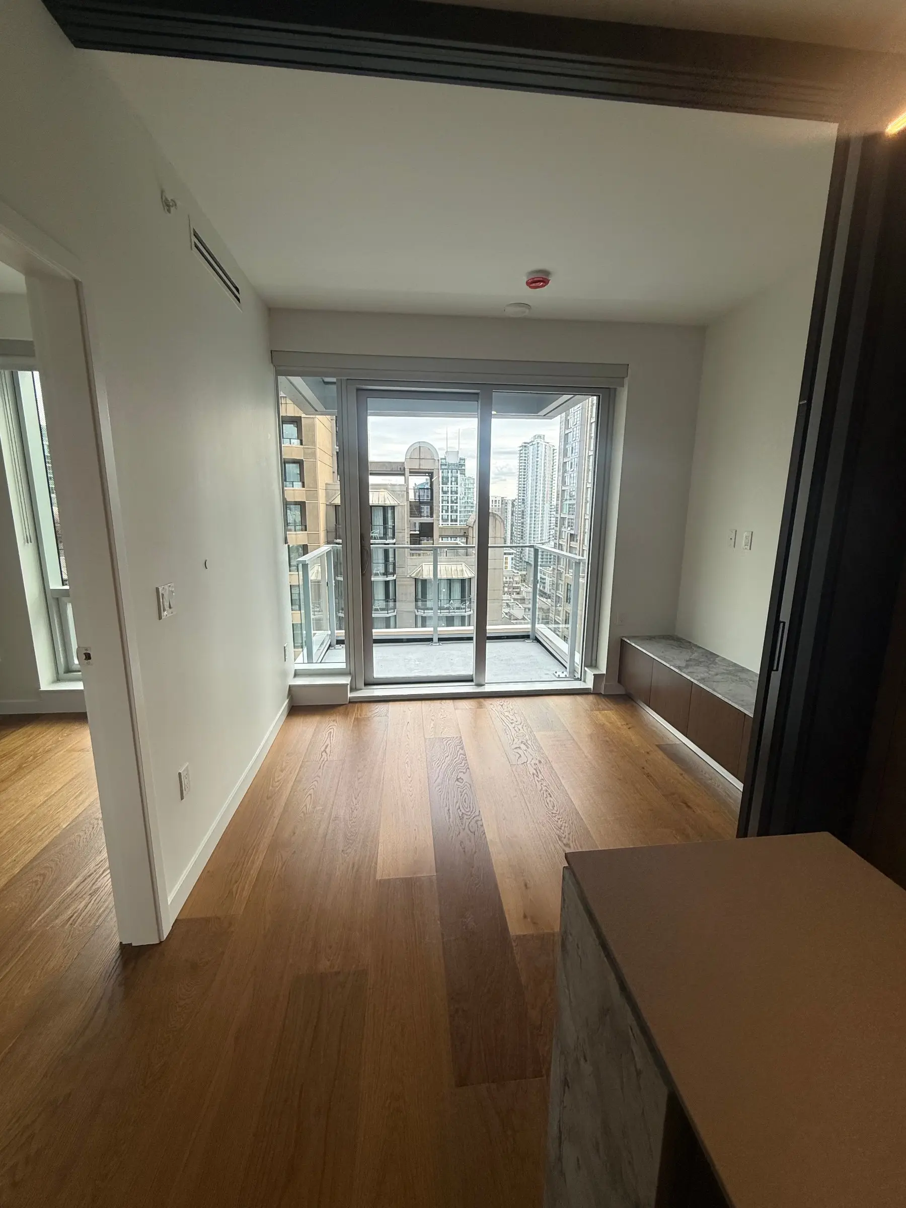 1806-1277 Hornby St, Vancouver BC