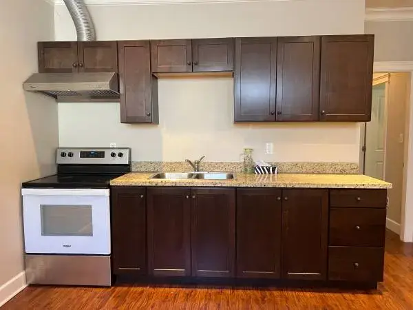 West 60th Avenue, Vancouver BC V6P 2A2