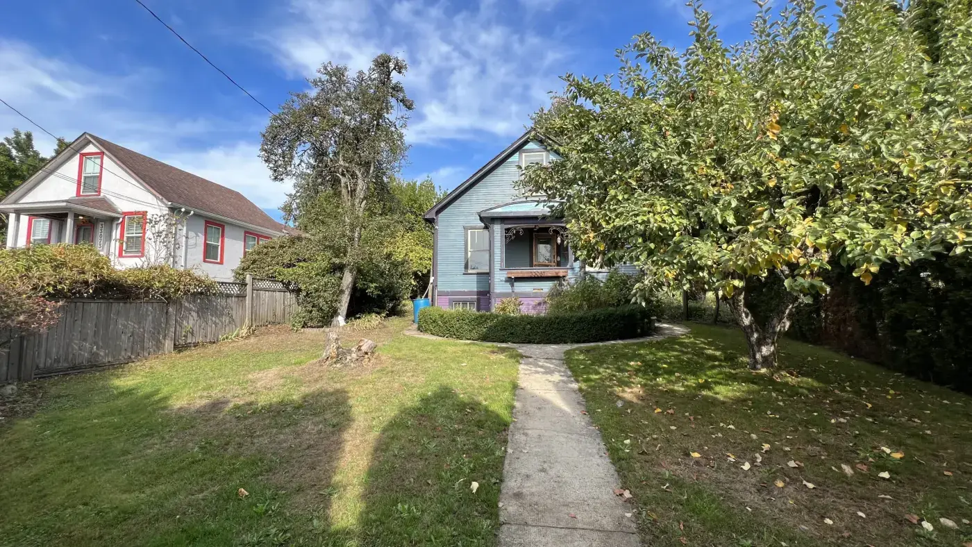 3rd Avenue, Mission BC V2V 1N6