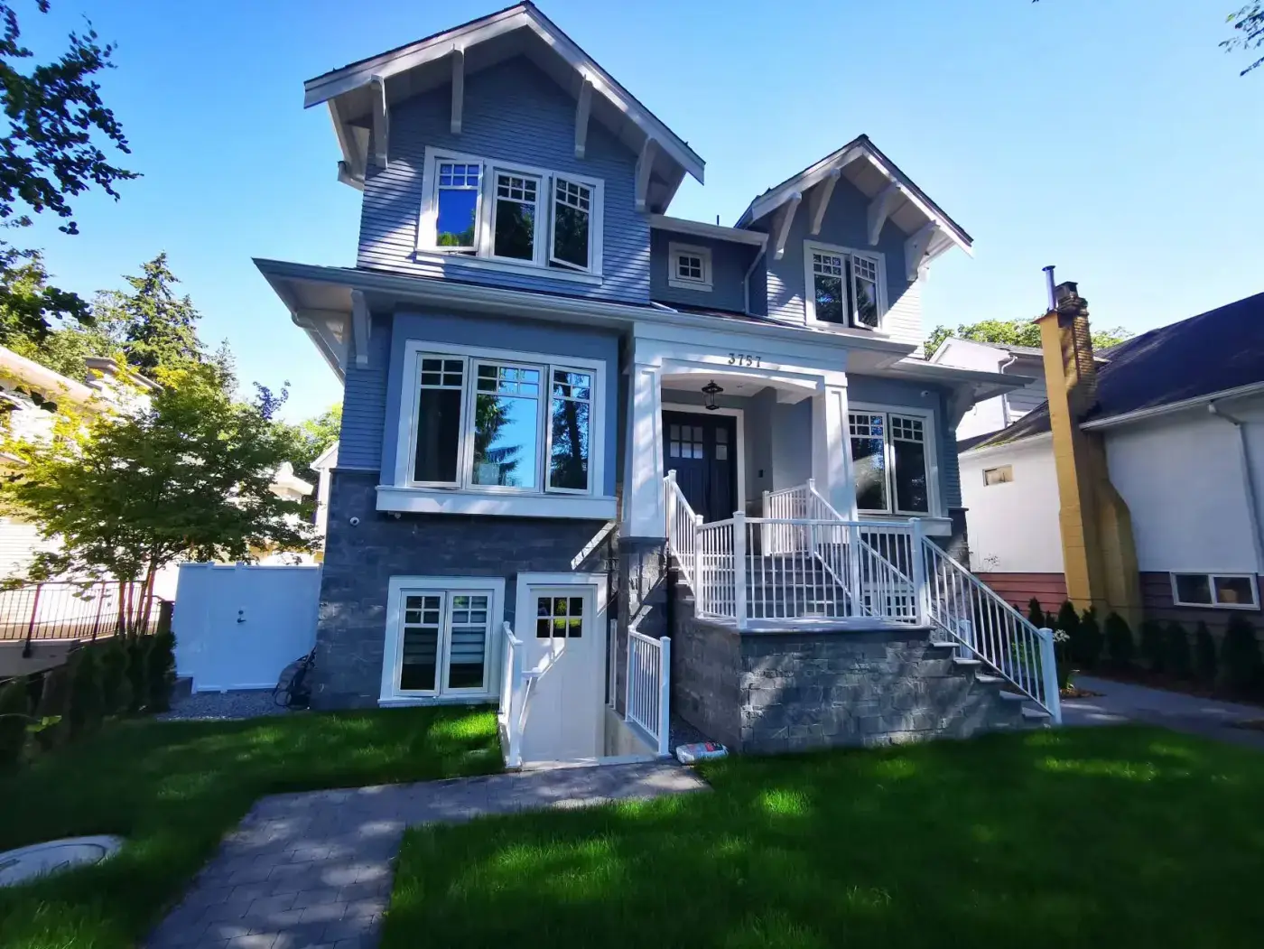 W 29th Avenue, Vancouver, BC V6S 1T6