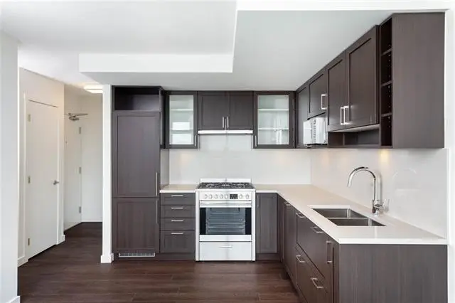 2305-5470 Ormidale Street, Vancouver BC V5R 4P9
