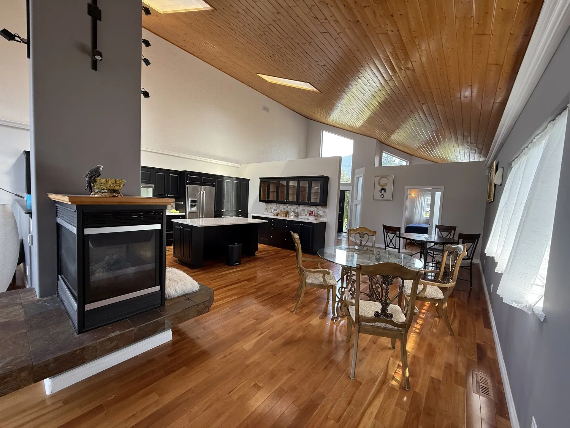 40151 Diamond Head Rd, Squamish BC