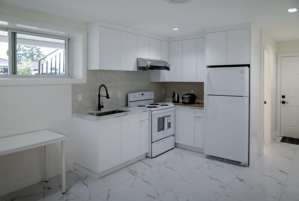 14th Avenue, Burnaby BC V3N 2A9
