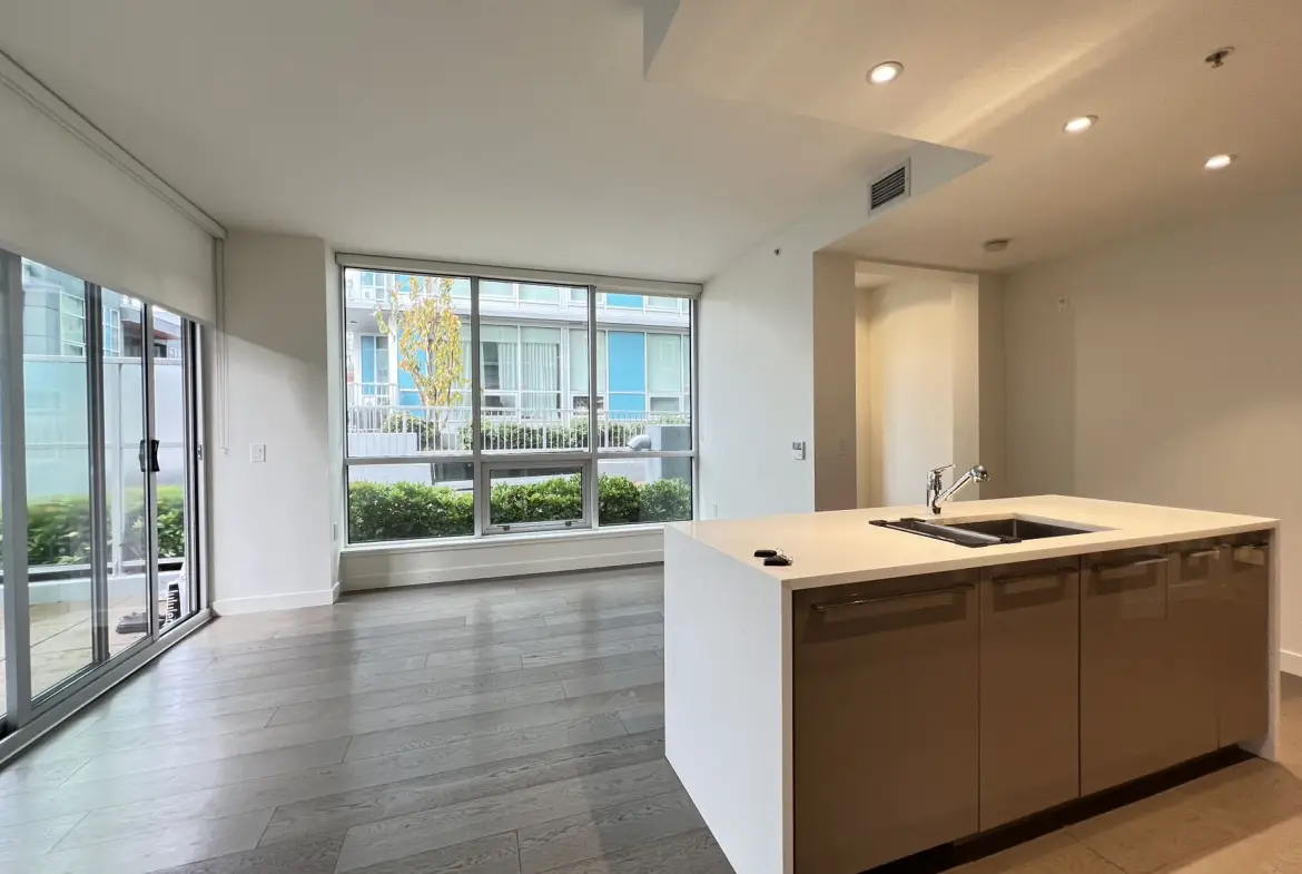 Cambie Street, Vancouver BC V5Z 2Z6