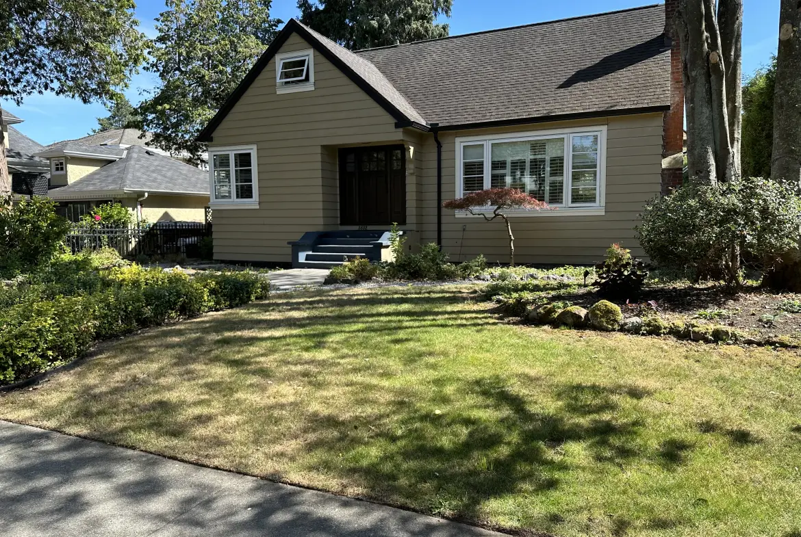 2832 W 36th Avenue, Vancouver, BC V6N 2R1