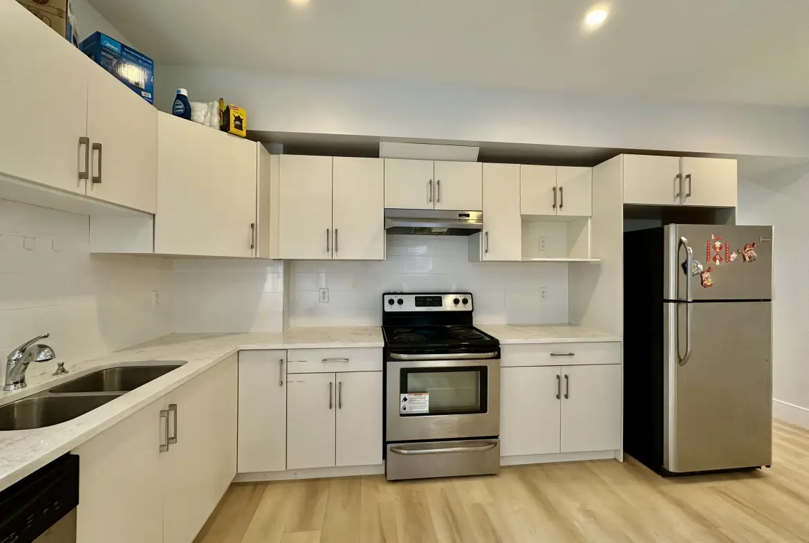 Victory Street, Burnaby BC V5J 1R4