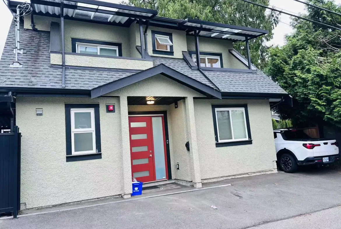 Athlone Street, Vancouver BC V6M 3A3