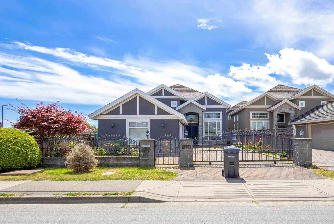 Woodwards Road, Richmond BC V7E 1H1