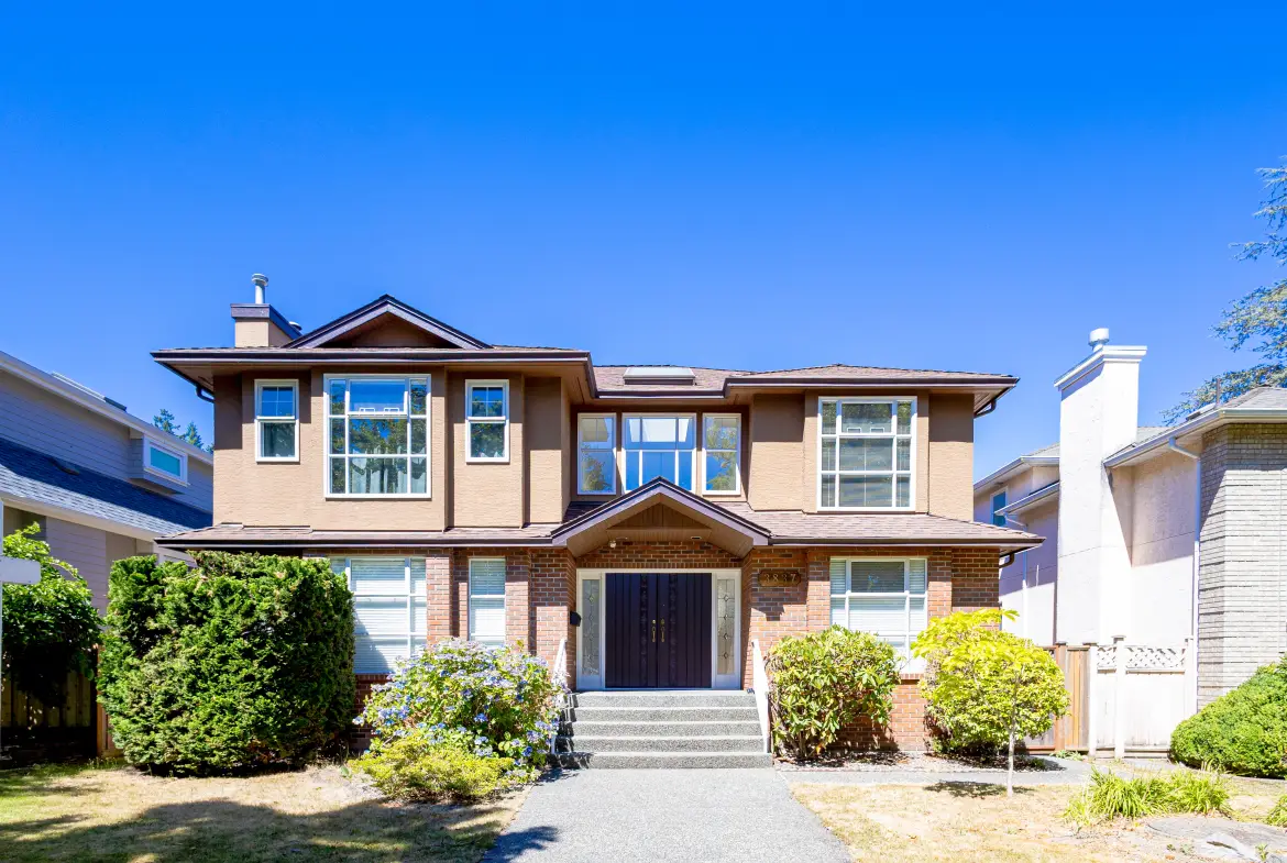 W 34th Avenue, Vancouver West BC V6N 2L2
