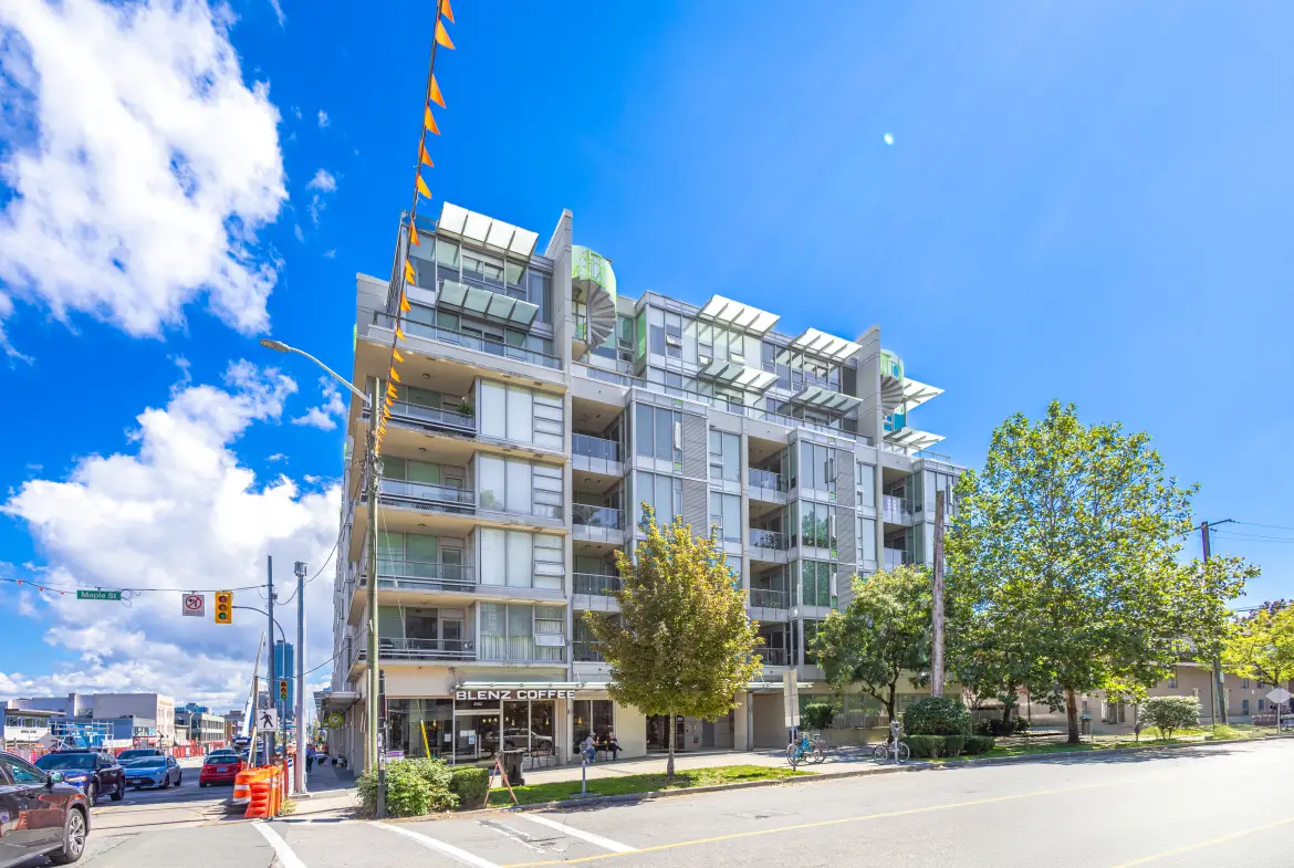 Maple Street, Vancouver BC V6J 0B5