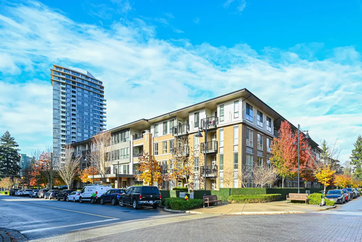 3xx – 3107 Windsor Gate, Coquitlam BC V3B 0L1