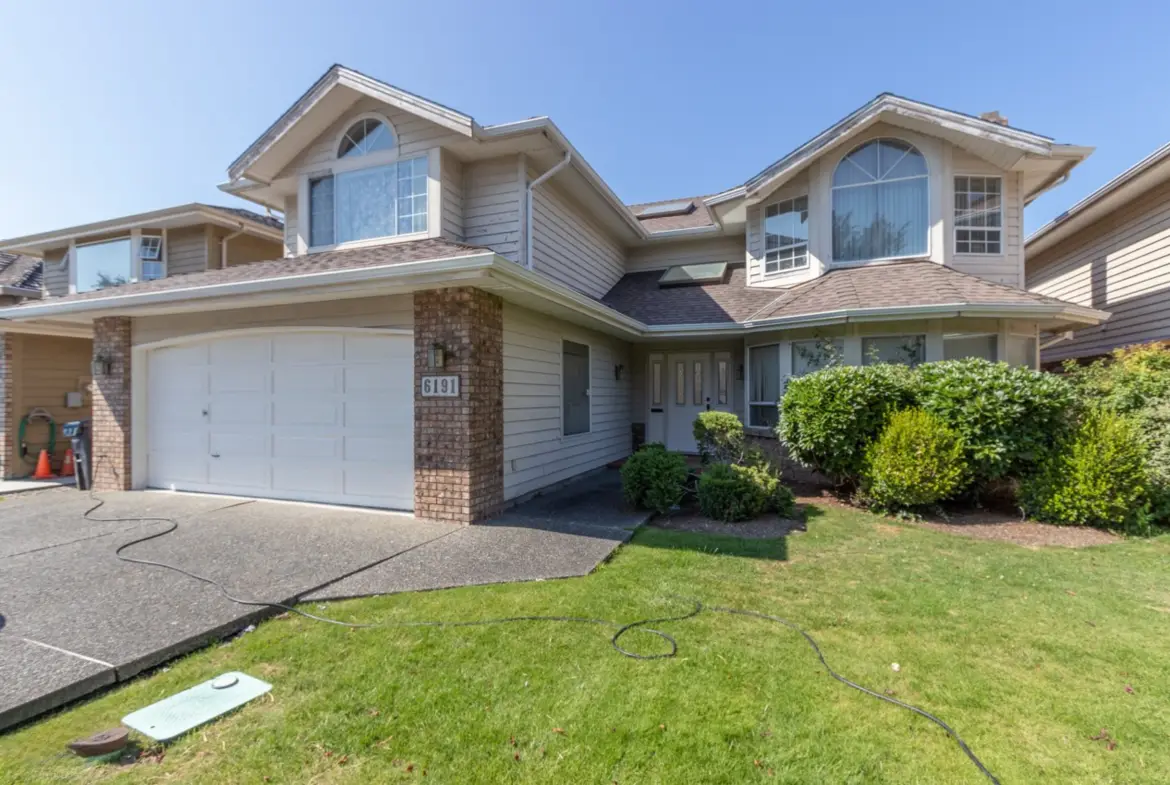 Livingstone Place, Richmond, BC V7C 5J6