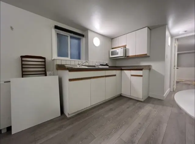 W 23rd Avenue, Vancouver BC V6S 1K6