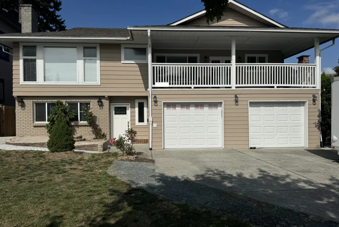 Roper Avenue, White Rock BC V4B 2G4