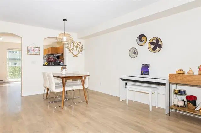 Morrey Court, Burnaby BC V3J 7Y5