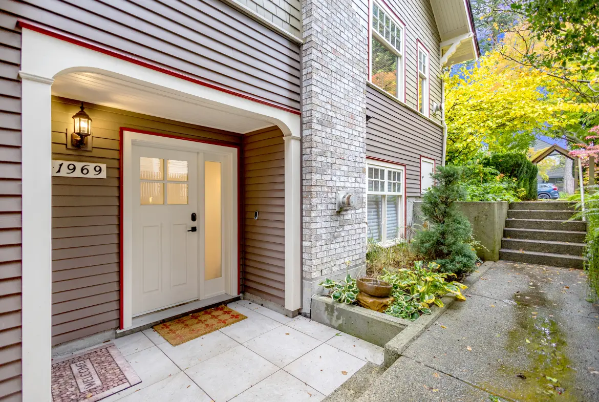W 15th Avenue, Vancouver BC V6J 2L3