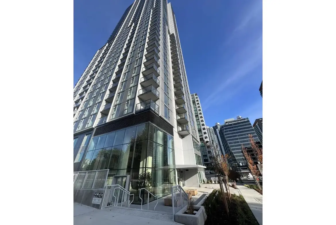 98a Ave, Surrey, BC V3T 1C2