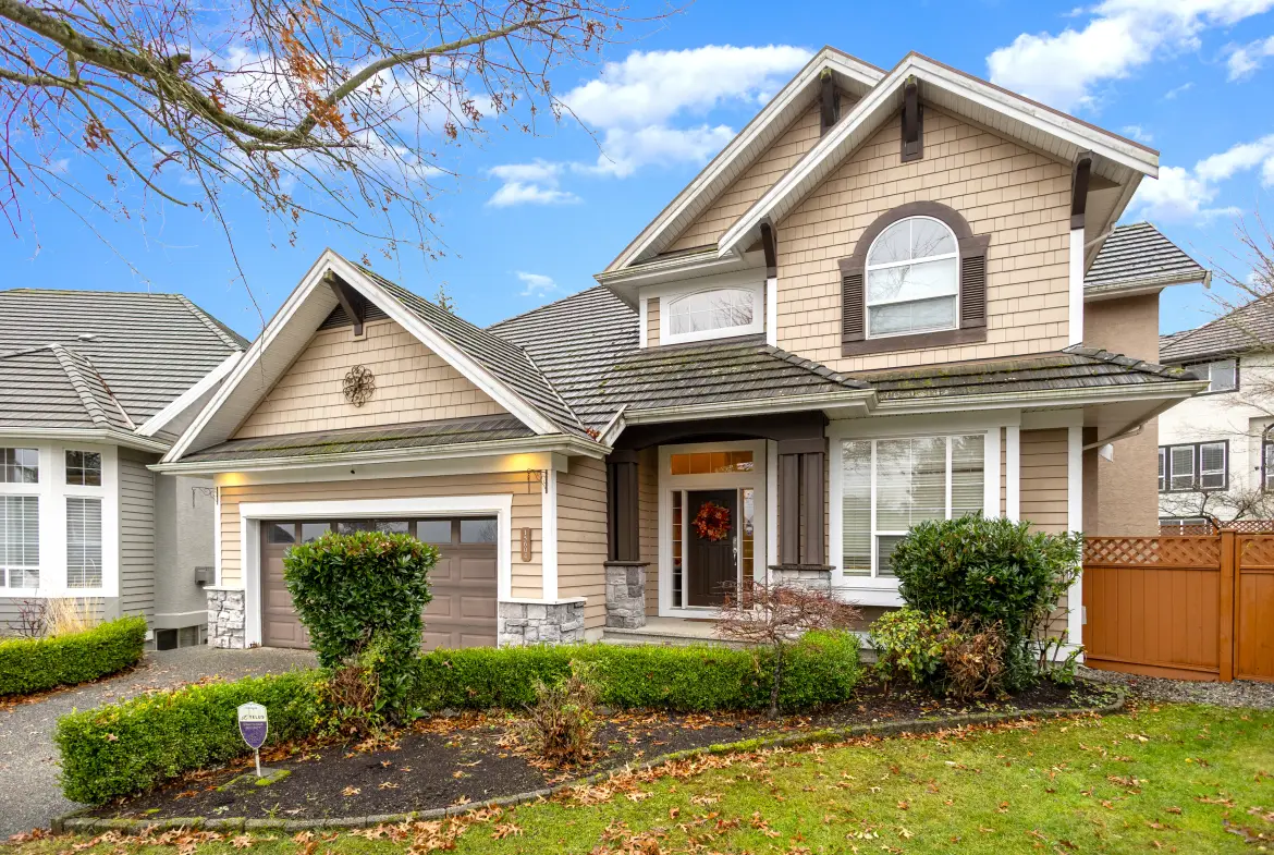 33a Ave, Surrey, BC V3Z 9Y7