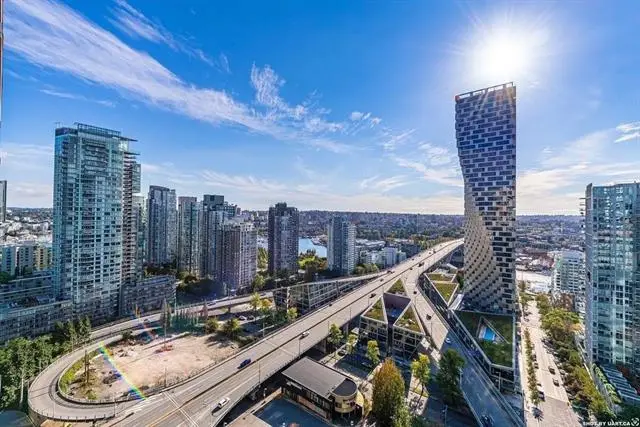 Howe St, Vancouver, BC V6Z 0G5