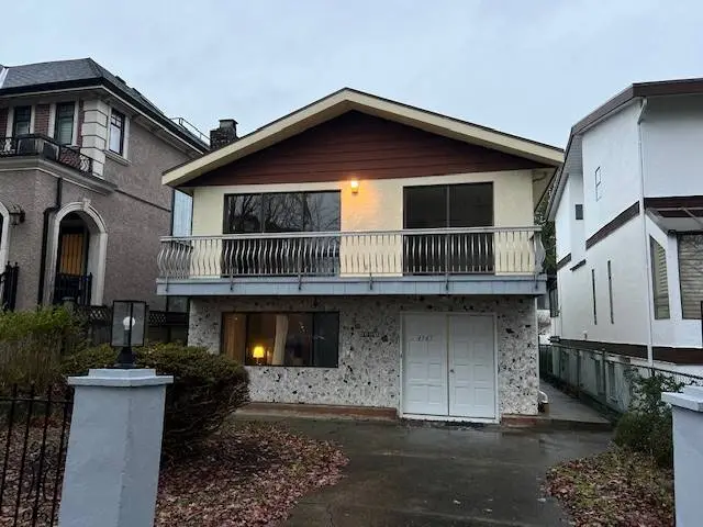 W 9th Avenue, Vancouver BC V6R 2E2