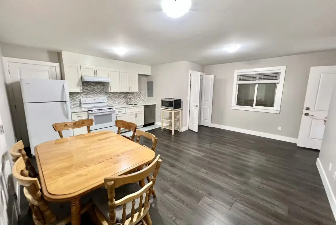 1110 Regan Ave, Coquitlam
