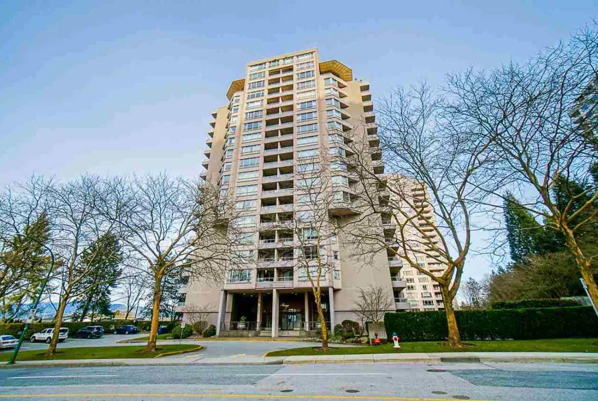 McMurray Ave, Burnaby, BC V5H 4L4