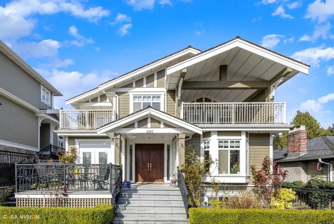 Lawson Avenue, West Vancouver, BC