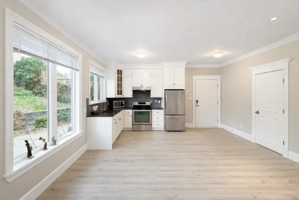 Greentree Lane, North Vancouver, BC