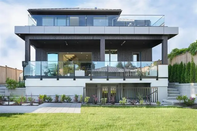 1130 Gordon Avenue, West Vancouver, BC