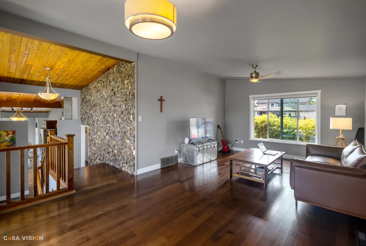 Balmoral Ave, Coquitlam, BC