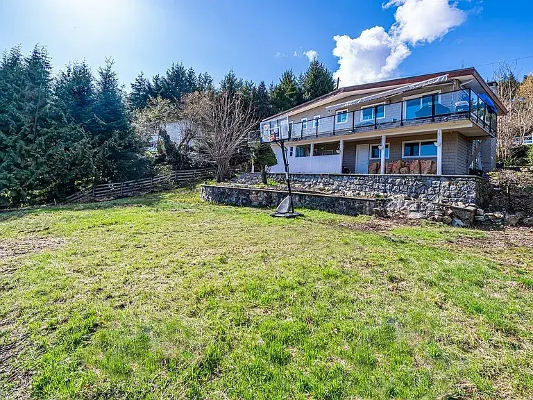 520 Ballantree Place, West Vancouver, BC