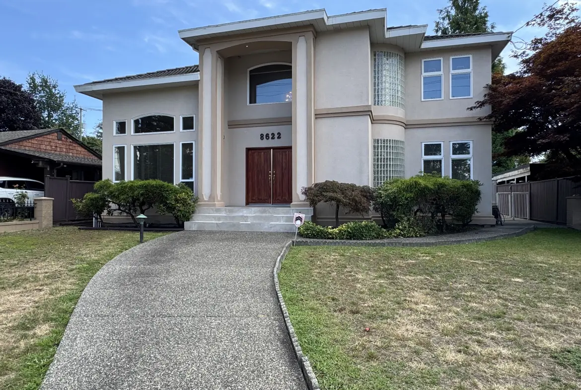 Unit A-8622 Armstrong Ave, Burnaby, BC V3N 2H6