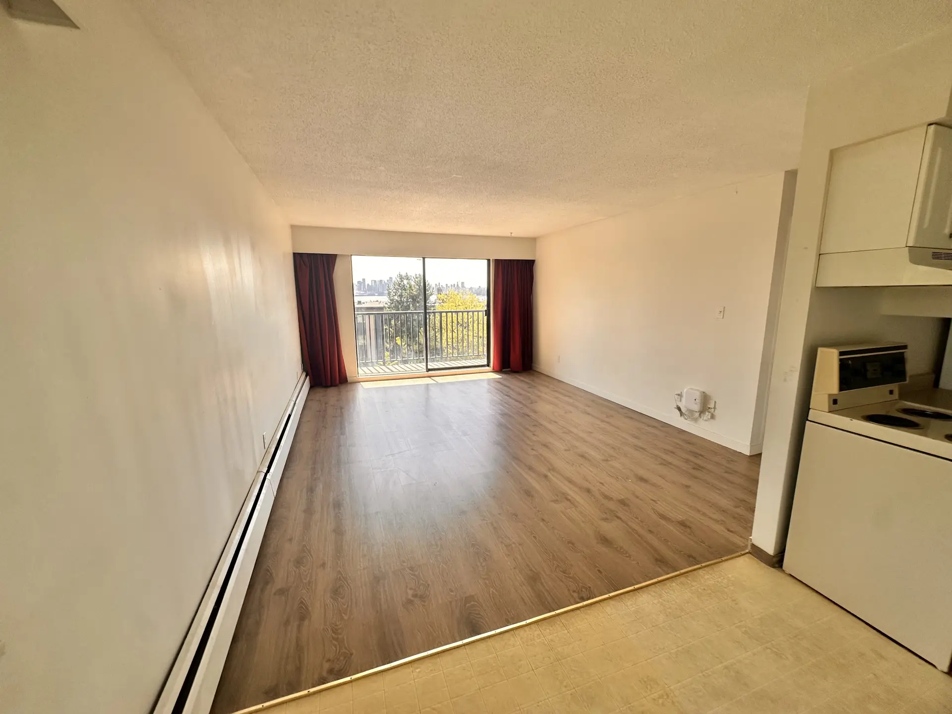 301- 254 West 3rd Street, North Vancouver, BC